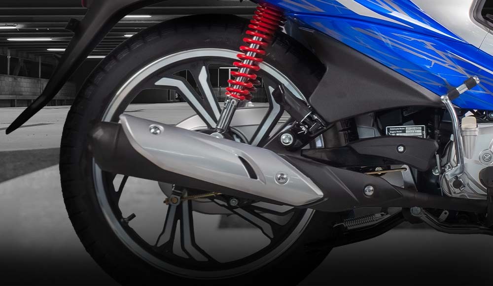 Moto Cub ONE 125 maniobralidad