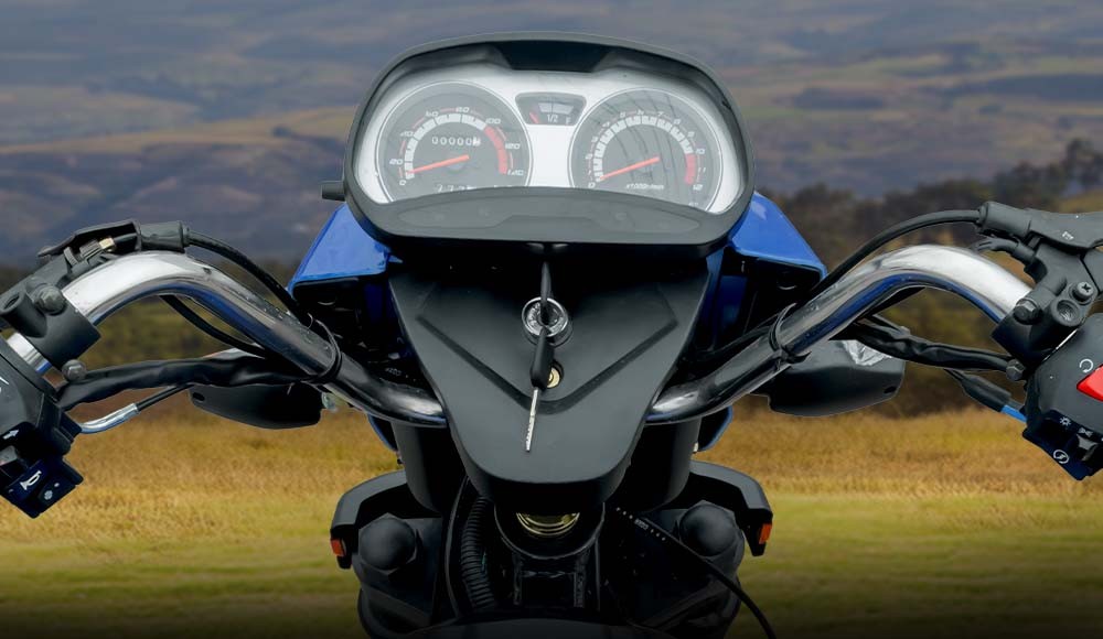 Moto carguero JCH 250E parte del tablero