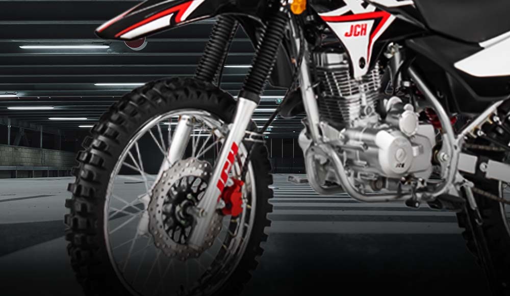 Parte lateral delantera Moto Todo Terreno Fox 200